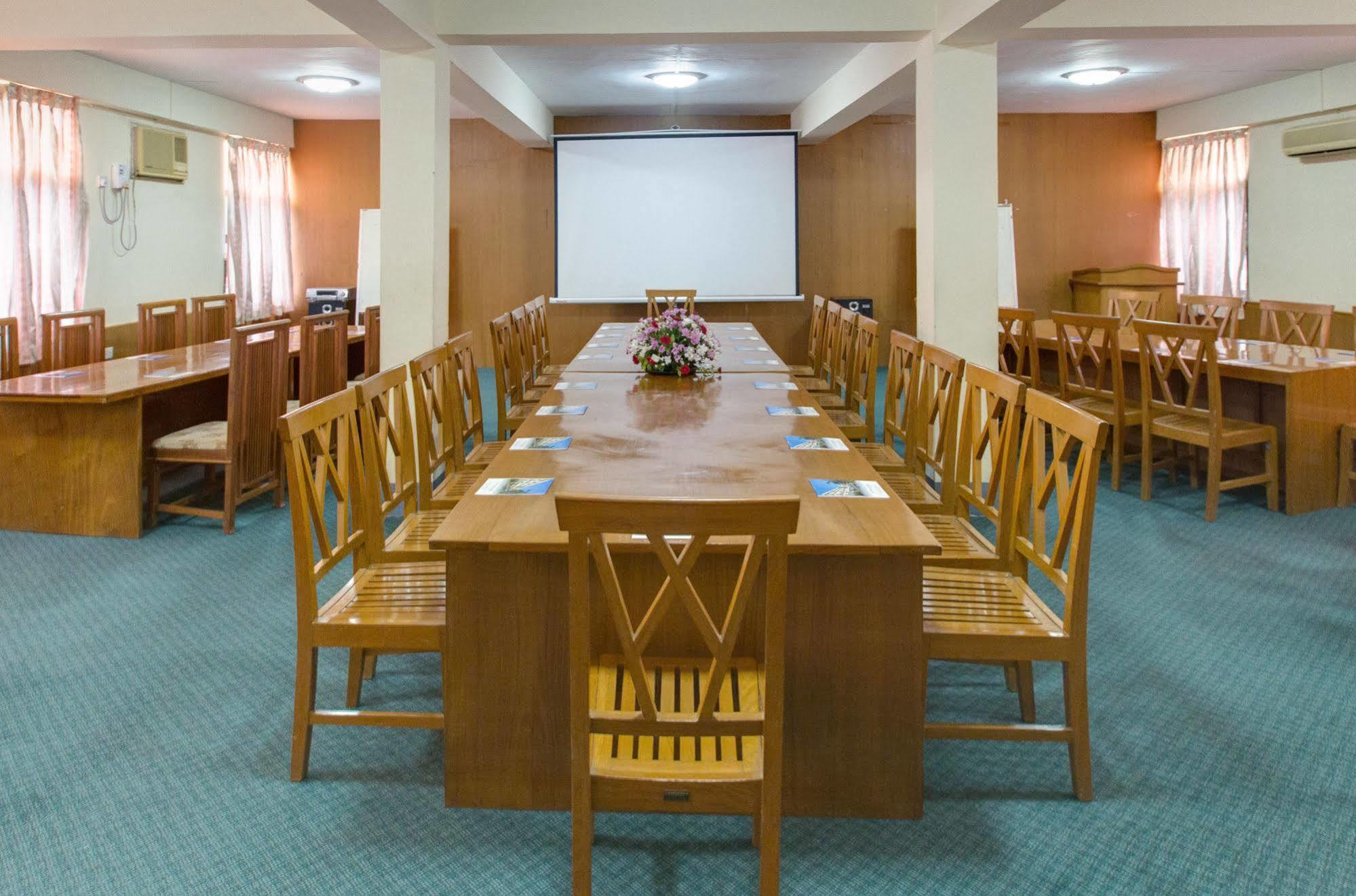 Nadi Myanmar Hotel มัณฑะเลย์ ภายนอก รูปภาพ